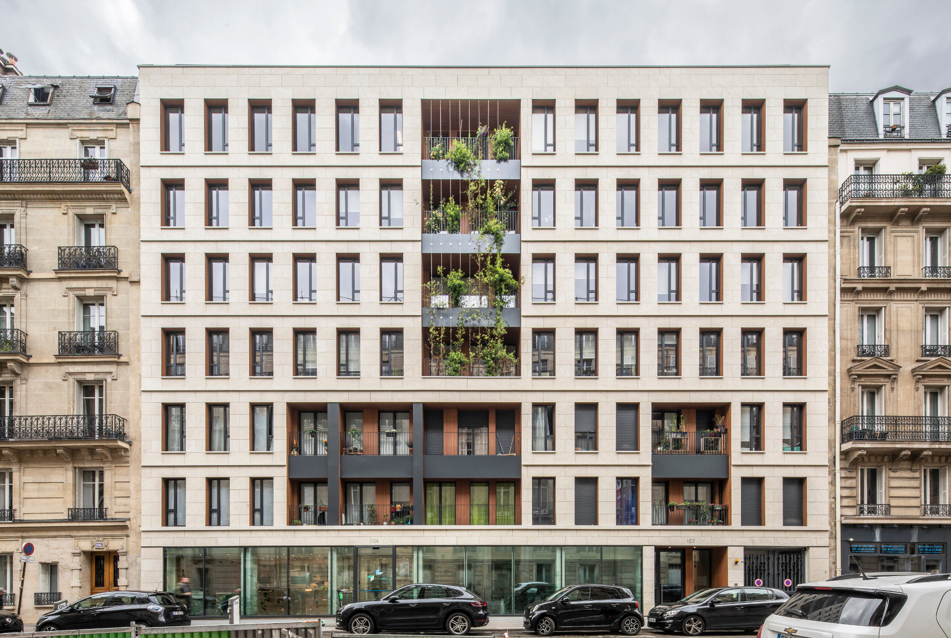 Restructuration d'un immeuble rue Jouffroy d’Abbans